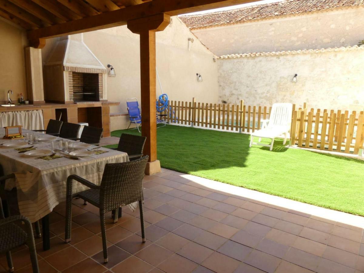 Villa El Rincón de Pilar Disfruta de tu escapada rural disfruta de tu casa Fuentemilanos Exterior foto